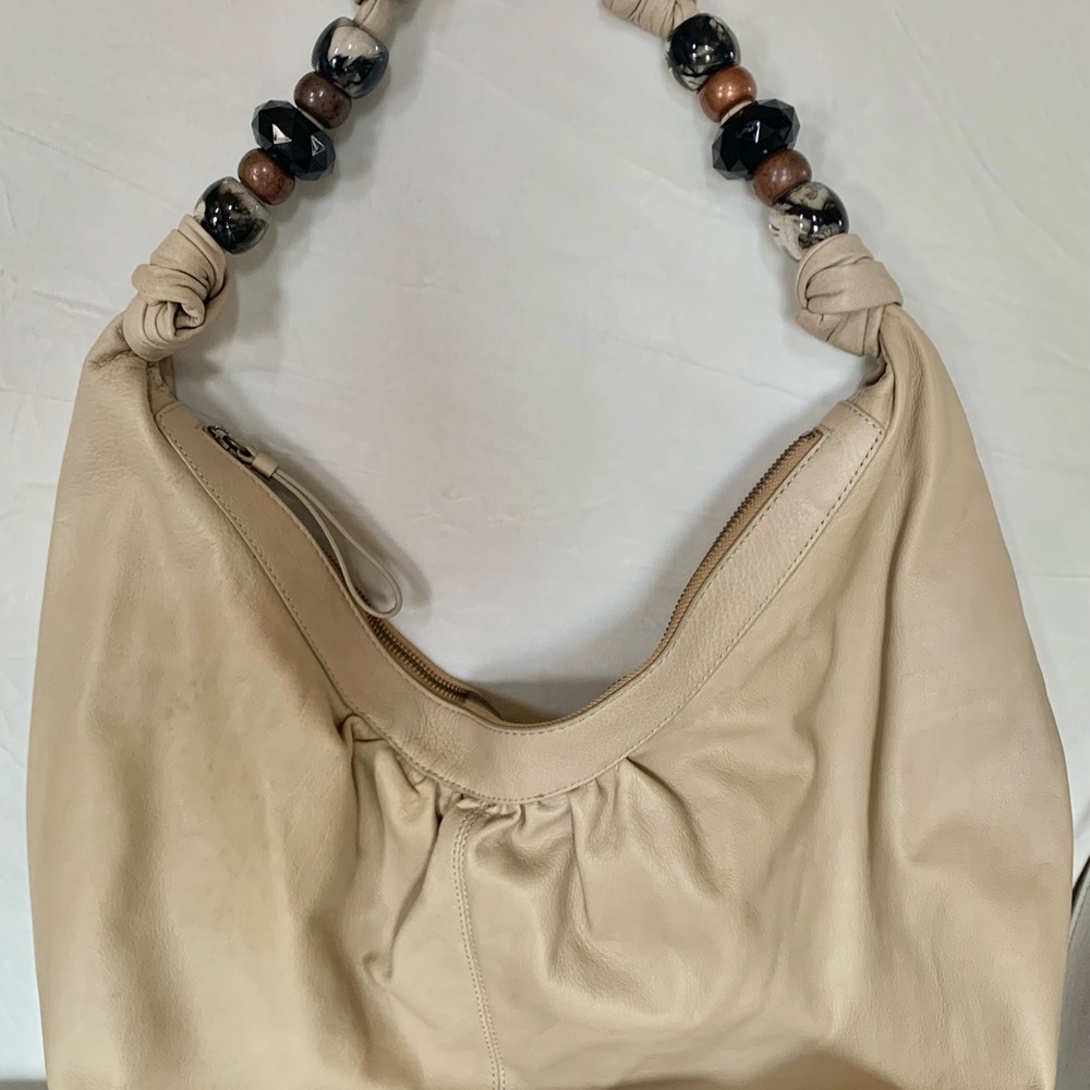 Banana Republic /Large cream leather Tote Safari bag